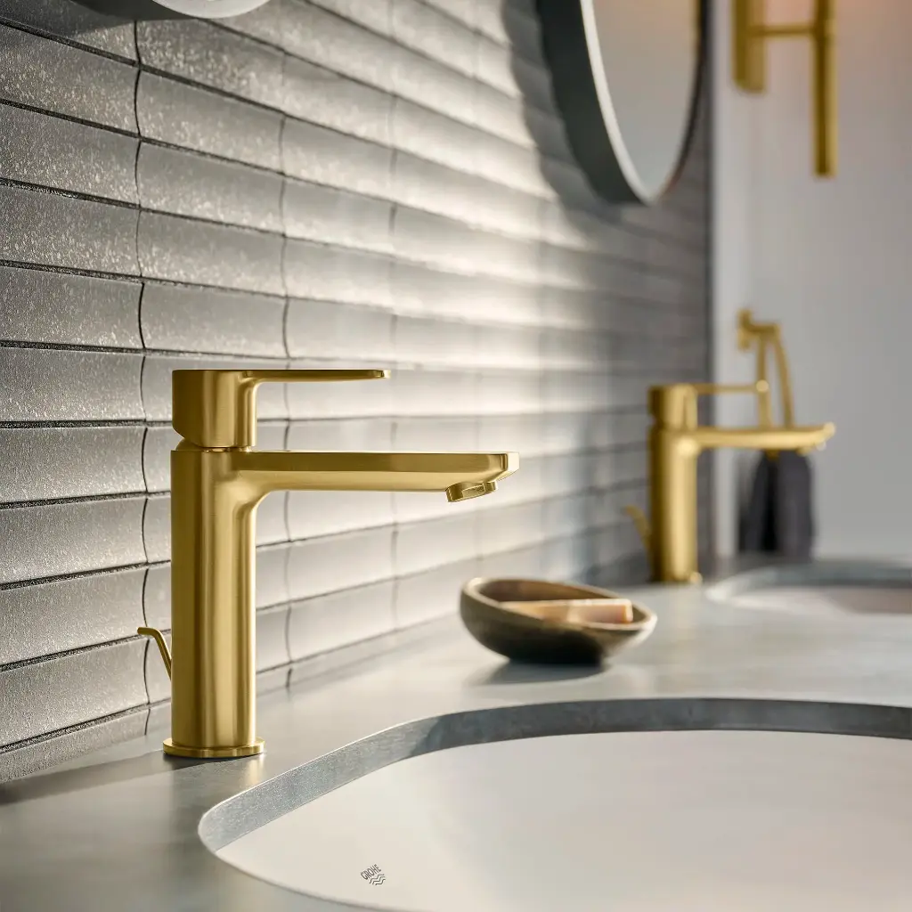 Grohe 23794GNA Single Hole Single-Handle S-Size Bathroom Faucet 1.2 Gpm Brushed Cool Sunrise