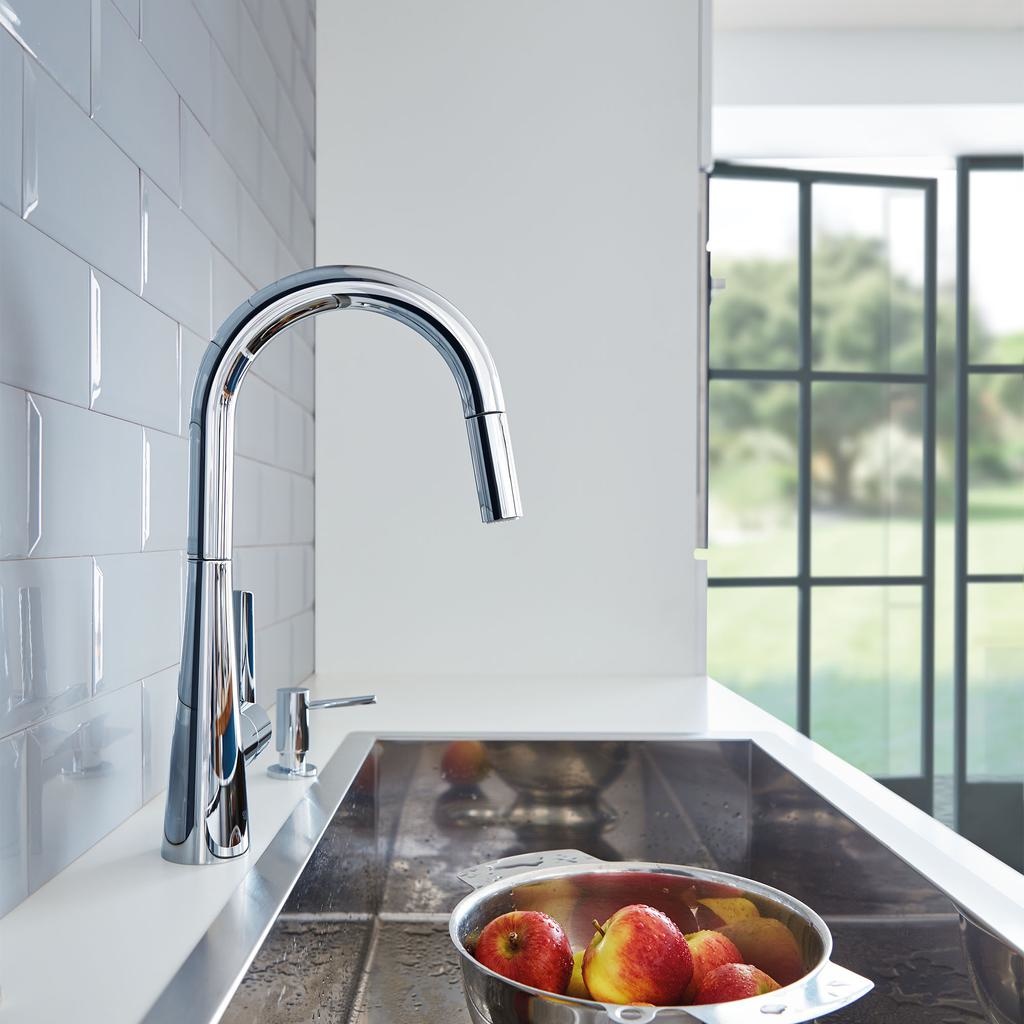Grohe 32226003 Ladylux L2 Dual Spray Pull Down Kitchen Faucet Chrome 3