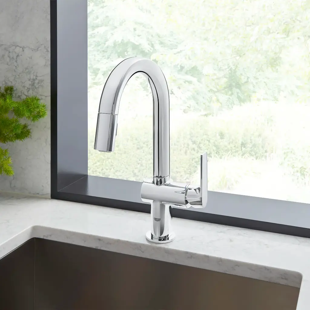 Grohe 30377000 Defined Dual Spray Pull-Down Kitchen Faucet
